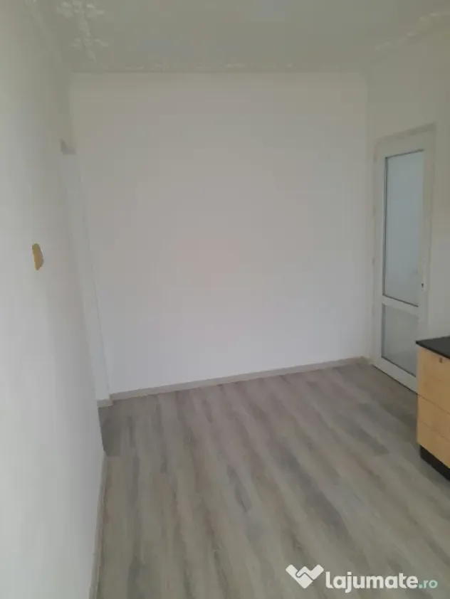 Apartament de inchiriat 3 camere Central