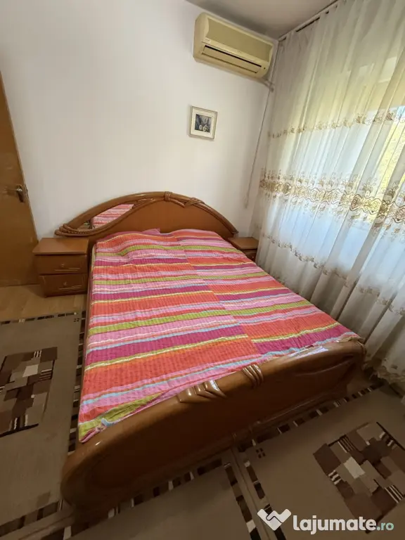 Set Mobilier Dormitor Complet (Șifonier, Pat dublu, Nopțiere, Comodă cu oglindă)