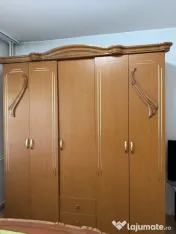 Set Mobilier Dormitor Complet (Șifonier, Pat dublu, Nopțiere, Comodă cu oglindă)
