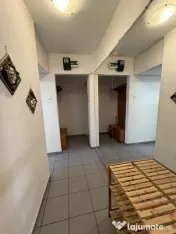Apartament cu o camera, etaj 3, bloc izolat - Olimpia Stadio 
