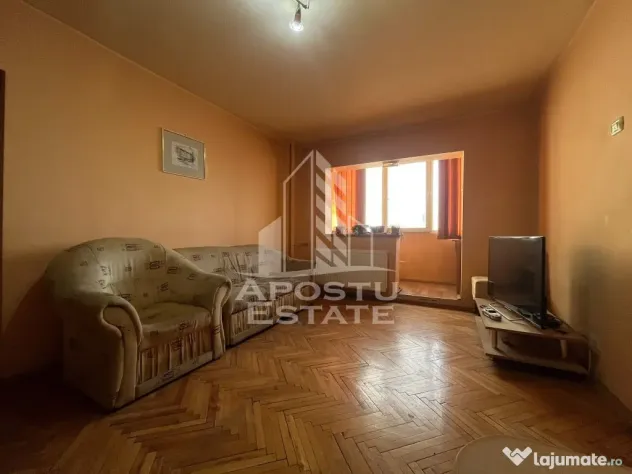 Apartament 4 camere, Malul Muresului - Arad (Arad)