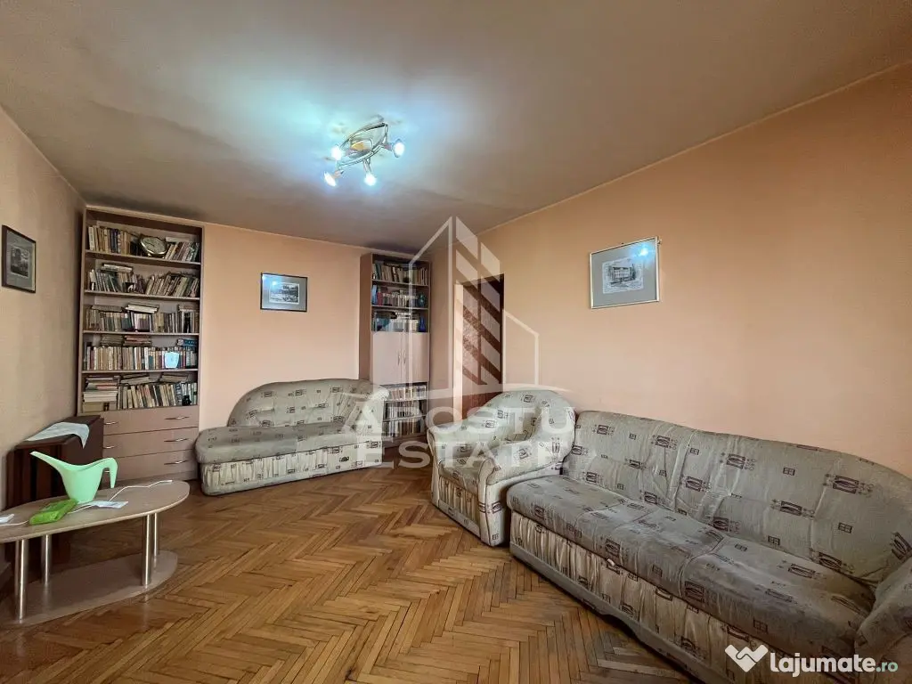 Apartament 4 camere, Malul Muresului - Arad (Arad)