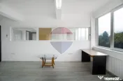 Hală de închiriat Brașov cu birouri, 240 kW și platformă betonată