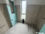 Duplex despartit | La asfalt | Toate utilitatile | Zona exce 