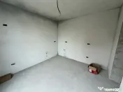 Duplex despartit | La asfalt | Toate utilitatile | Zona exce 