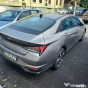 Hyundai Elantra 2021 