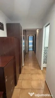 Apartament Cu 3 Camere Decomandate - Etajul 3 Zona Obcini 