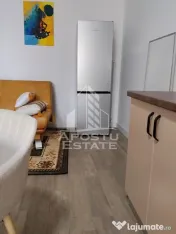 Apartament cu 2 camere, semidecomandat, cu parcare, Bihor, Osorhei 