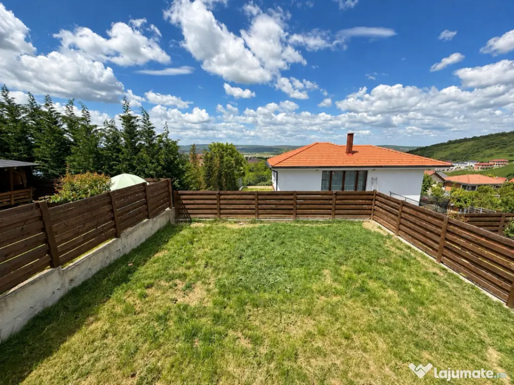 Casă 4 camere 120 mp, teren liber 380 mp, terasă | Dezmir, - Dezmir (Cluj)