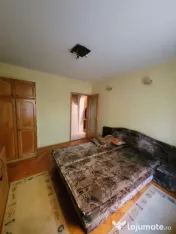 Apartament cu 2 camere, mobilat și utilat, într-o zonă l 