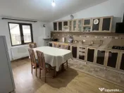 Casă săsească renovată, 7 camere, teren 943 mp, garaj, p 