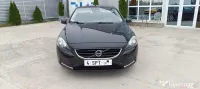 ...Volvo V 40 ... 
