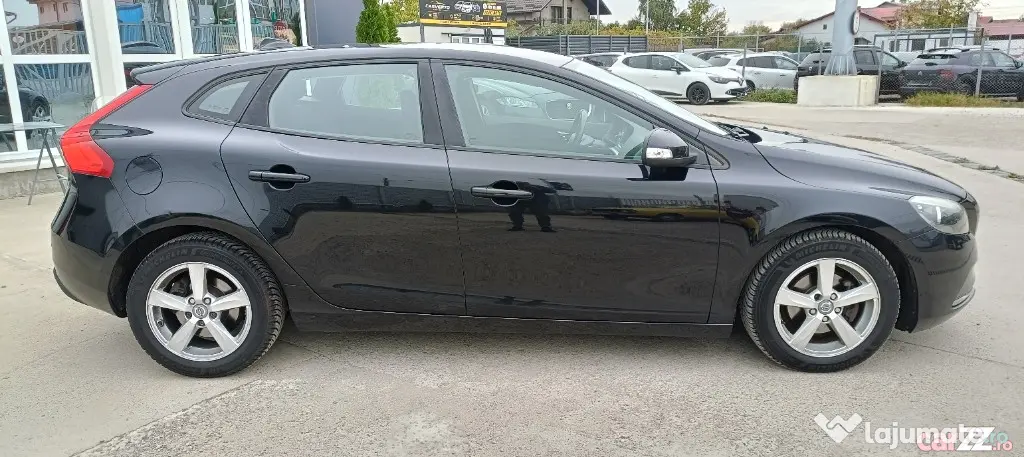 ...Volvo V 40 ... - Ploiestiori (Prahova)