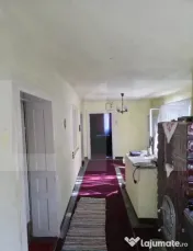 Casa solida de caramida cu 5 camere, in satul Micfalau 