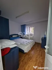 Apartament de vânzare – 4 camere ,Parter Micro 12