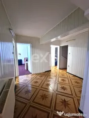 Apartament de vânzare – 4 camere ,Parter Micro 12