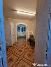 Apartament de vânzare – 4 camere ,Parter Micro 12