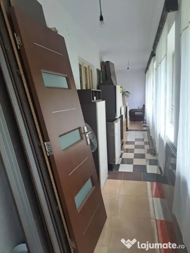 Vand casa corabia pret negociabil Corabia, Olt - Corabia (Olt)