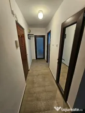 Apartament de 2 camere zona TRACTORUL