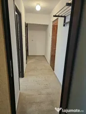 Apartament de 2 camere zona TRACTORUL