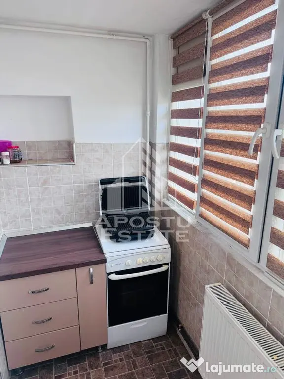 Apartament 3 Camere, Complet Renovat & Mobilat – Zona Alfa/64 mp - Arad (Arad)