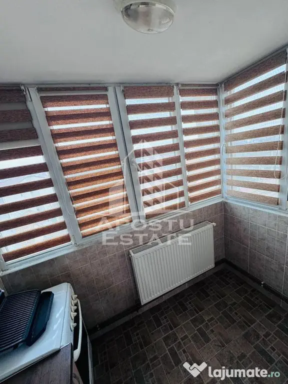 Apartament 3 Camere, Complet Renovat & Mobilat – Zona Alfa/64 mp - Arad (Arad)