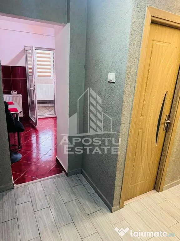 Apartament 3 Camere, Complet Renovat & Mobilat – Zona Alfa/64 mp - Arad (Arad)