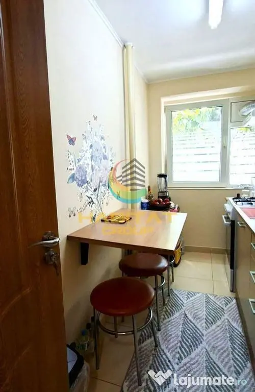 Vanzare Apartament 3 Camere 46mp Piata Resita - Bucuresti (Bucuresti-Ilfov)