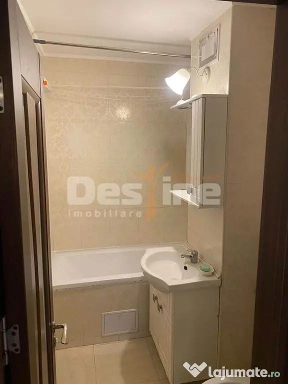 Apartament cu 3 camere de închiriat, zona Tomis Nord, Constanța - Constanta (Constanta)
