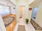 3 camere decomandate, parter inalt, locatie cautata, Calea B