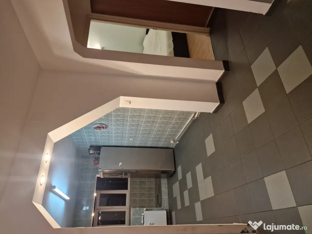 Vanzare Ap. 4 cam bloc reabilitat