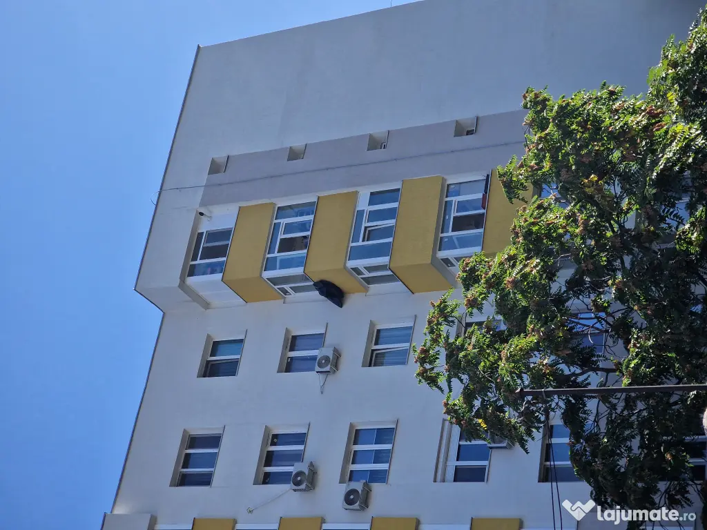 Vanzare Ap. 4 cam bloc reabilitat