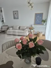 Apartament modern, 3 camere, 70 mp, 2 parcari, zona Apahida