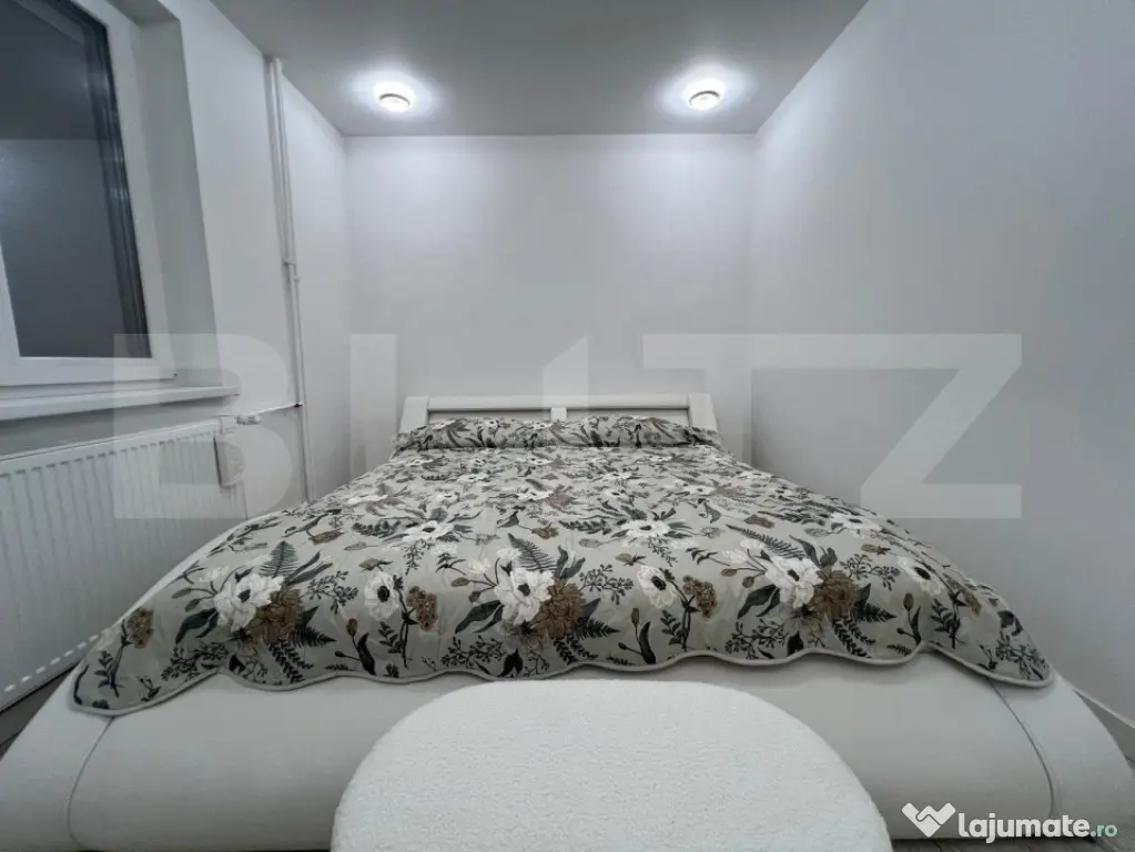 Apartament cu 2 camere complet renovat - Piața 1 Decembrie - Oradea (Bihor)