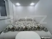 Apartament cu 2 camere complet renovat - Piața 1 Decembrie 