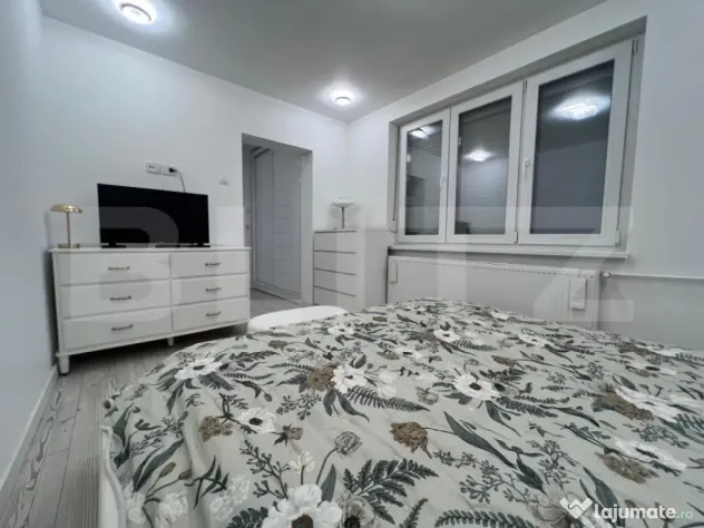 Apartament cu 2 camere complet renovat - Piața 1 Decembrie - Oradea (Bihor)