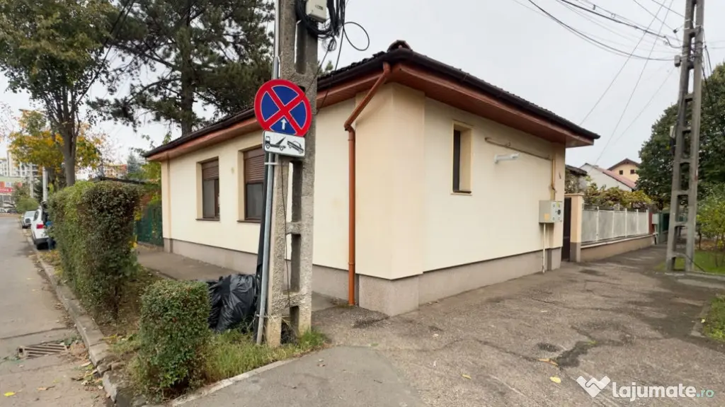 Casa individuala cu 4 camere, 2 fronturi stradale, zona Lipo - Timisoara (Timis)