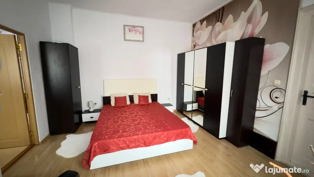 Casa individuala cu 4 camere, 2 fronturi stradale, zona Lipo - Timisoara (Timis)
