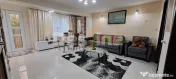 Casă cu etaj și 3 camere, în centrul Miroslavei 
