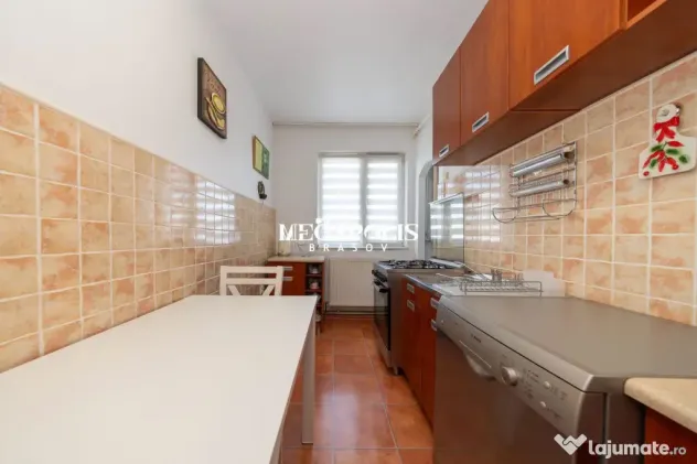 Apartament cu 2 camere decomandat – Săcele, Electroprecizia
