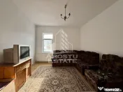 Casa curte comuna, 4 camere si anexe, centrala proprie, zona Balcescu 