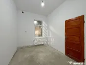 Casa curte comuna, 4 camere si anexe, centrala proprie, zona Balcescu 