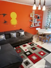 Apartament de 3 camere zona Codrul Cosminului,