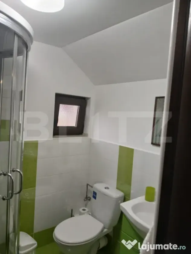 Pensiune la cheie, 411mp, 8 camere, 650 mp teren, 239k - Gura Humorului (Suceava)