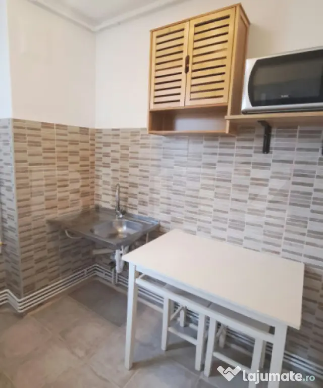 Garsonieră de închiriat pe termen lung – Astra | 300 € - Brasov (Brasov)