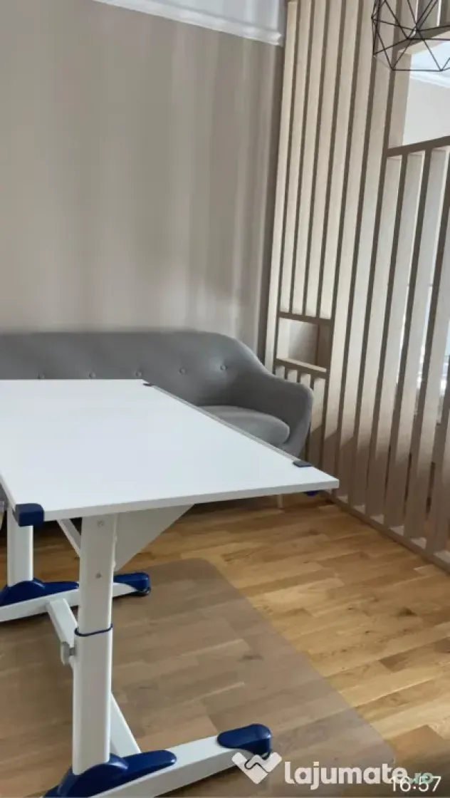 Închiriez garsoniwrea