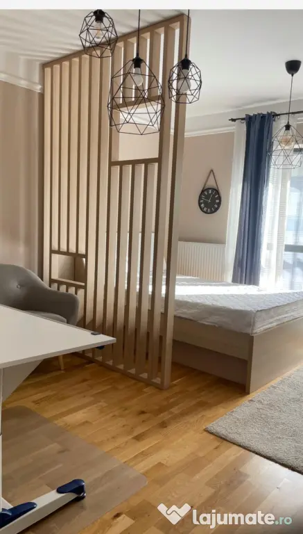 Închiriez garsoniwrea