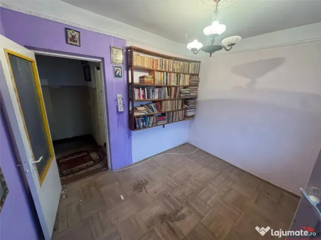 Ap 3 cam ,60 mp utili,et 3/9,zona BIG,necesita renovare - Focsani (Vrancea)