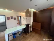 Apartament 4 camere-Piata Cipariu pentru birou sau locuit 