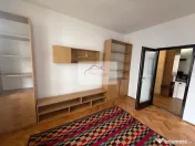 Apartament 4 camere-Piata Cipariu pentru birou sau locuit 